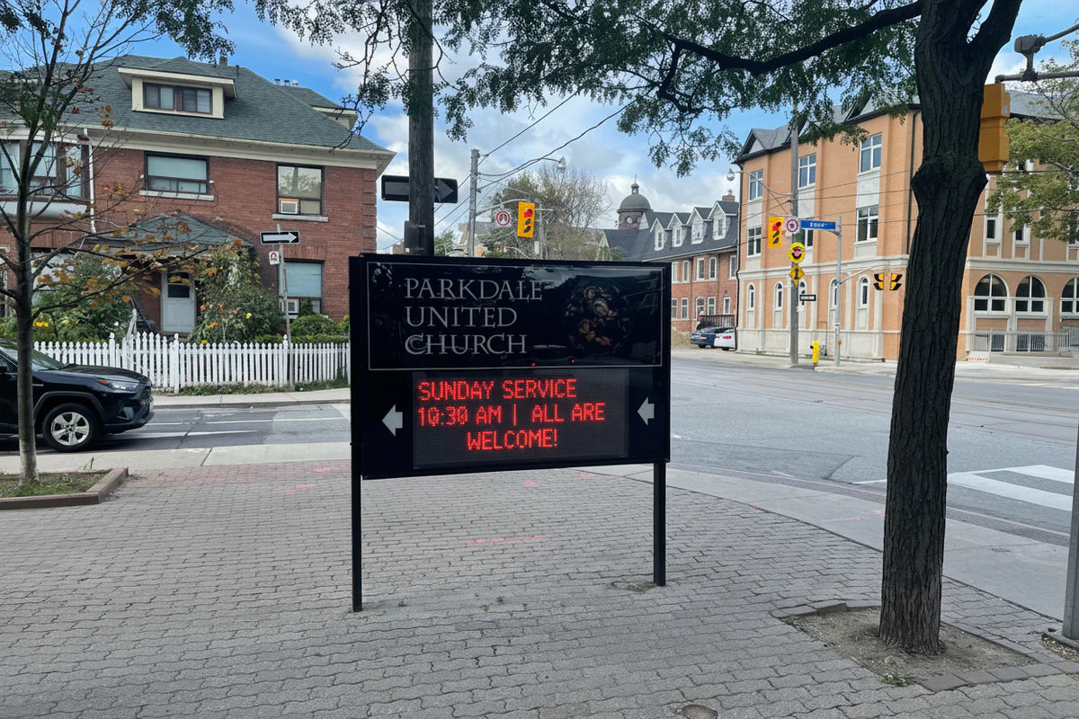 21" High Frame Sealed Outdoor LED Signs