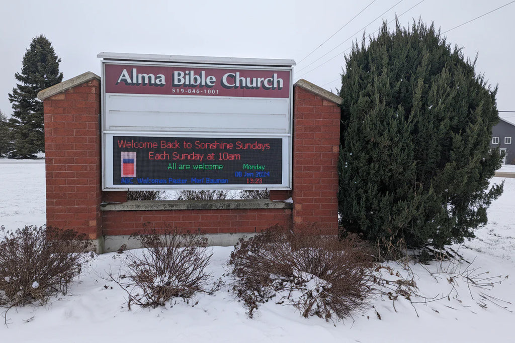 27" High Frame Sealed Outdoor LED Signs